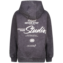 Raizzed Natum Thunder sky