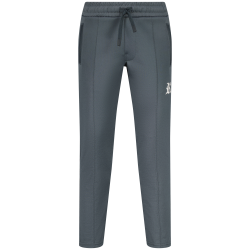 Raizzed Saxton Thunder sky