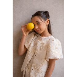 Like Flo Cozie Flo girls jacquard blouse with puffy sleeve Soft gold
