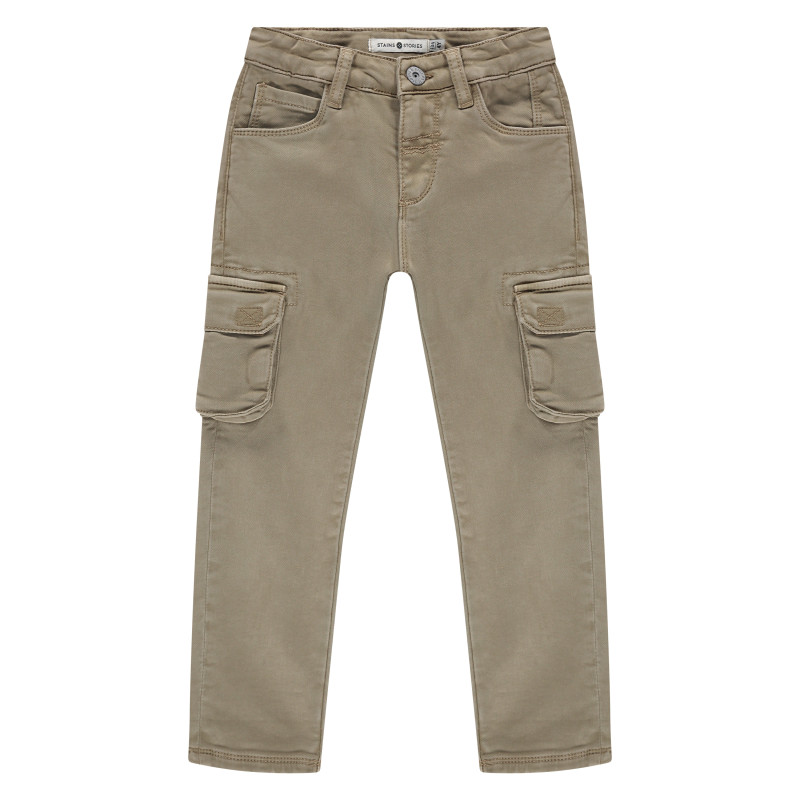Stains and Stories boys worker Sand